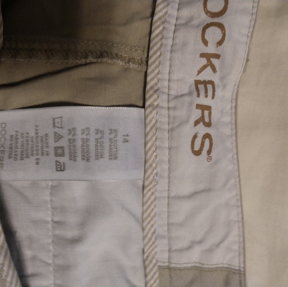 Women's Shorts Size 14 Bundle - Picture 11 of 14